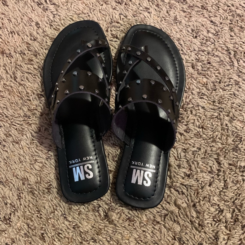 Ladies new size 7 sandals